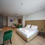 Lili2 Hotel