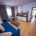 Lili2 4* Saranda