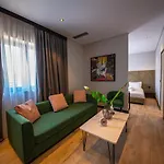 Lili2 Hotel 4*
