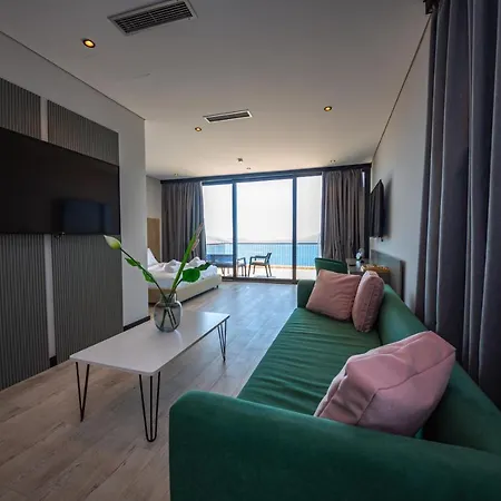 Lili2 Hotel 4*