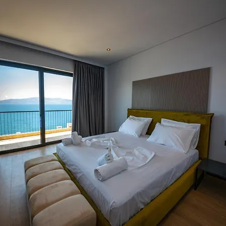 Lili2 Sarandë