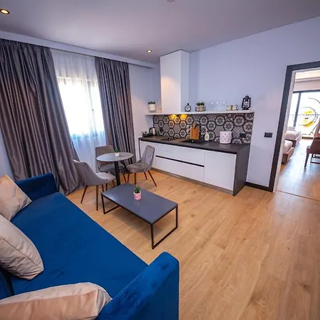 Lili2 4* Sarandë