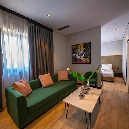 Lili2 Hotell 4*